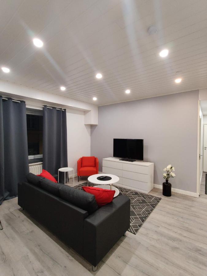 Alexi Apartments - Newly Renovated Apt In The Heart Of The City Near To Railway Station And Nokia Arena Tampere Extérieur photo