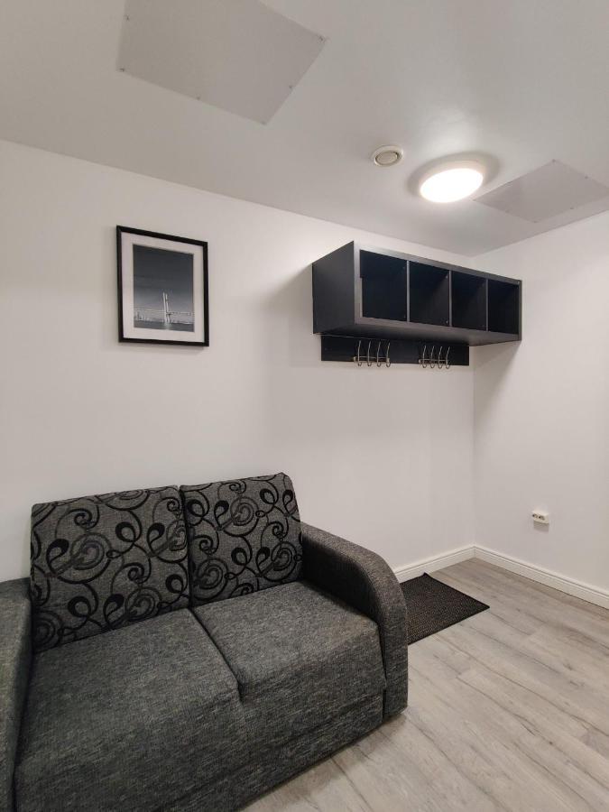 Alexi Apartments - Newly Renovated Apt In The Heart Of The City Near To Railway Station And Nokia Arena Tampere Extérieur photo
