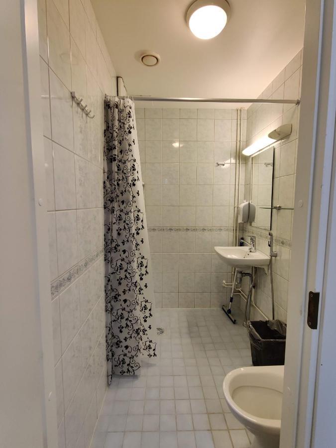Alexi Apartments - Newly Renovated Apt In The Heart Of The City Near To Railway Station And Nokia Arena Tampere Extérieur photo