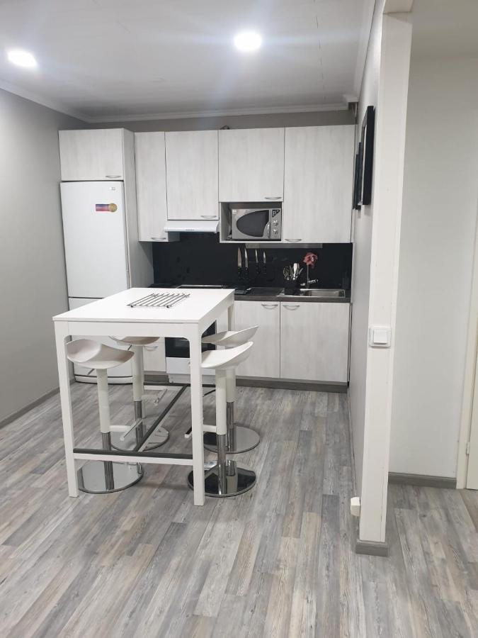 Alexi Apartments - Newly Renovated Apt In The Heart Of The City Near To Railway Station And Nokia Arena Tampere Extérieur photo