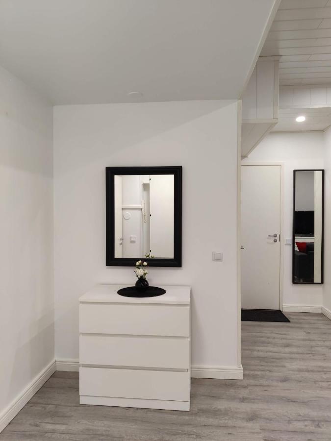 Alexi Apartments - Newly Renovated Apt In The Heart Of The City Near To Railway Station And Nokia Arena Tampere Extérieur photo